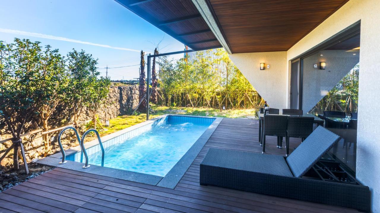Marvillrick Spa&Poolvilla Csedzsu Kültér fotó